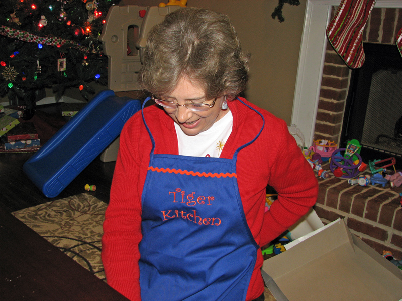 Gloria checking out her present.